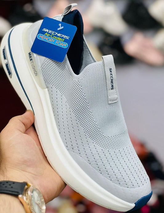Hyperbrust memory foam Skechers