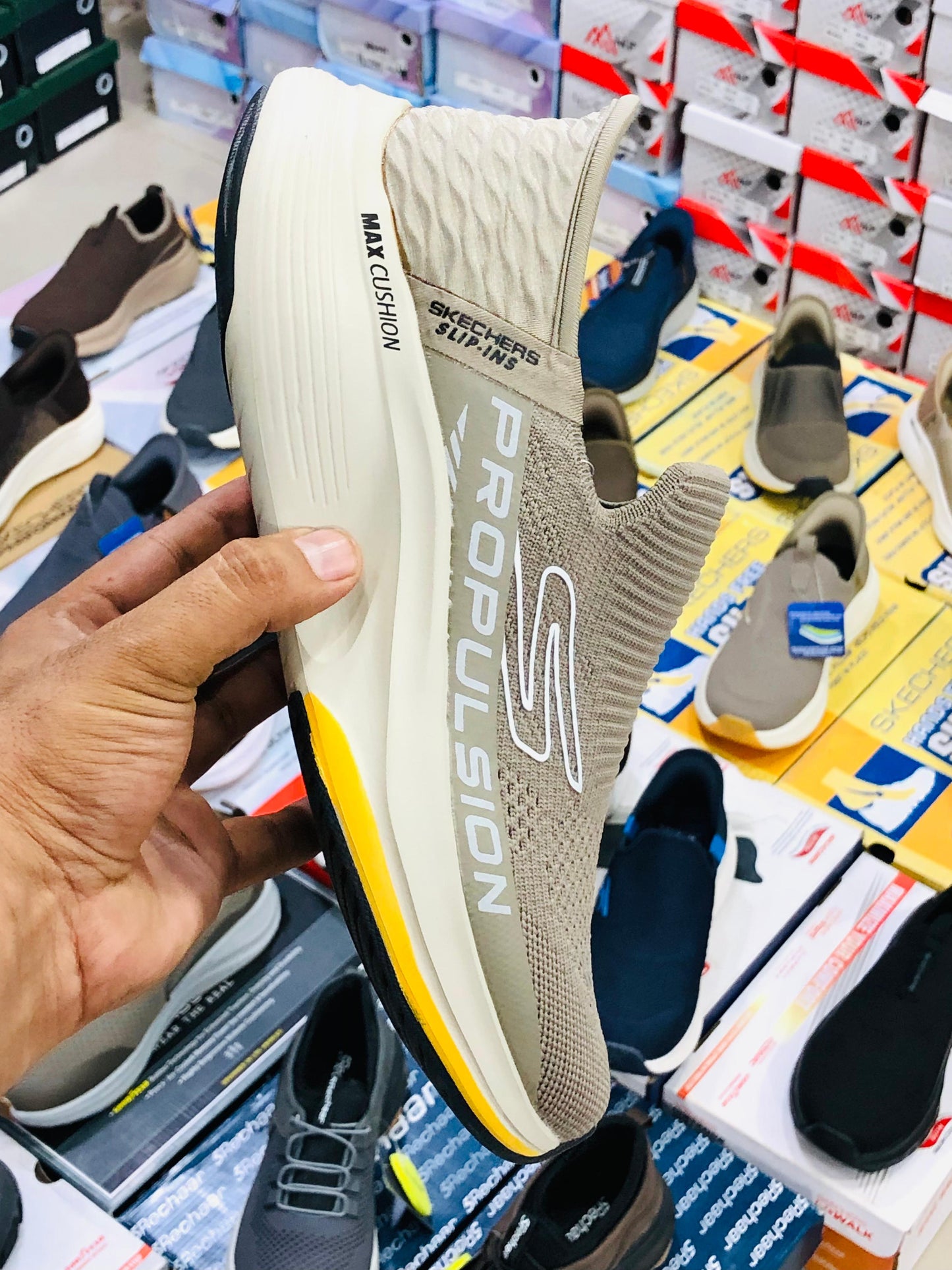 SKYACHARS SLIP-INS WALKING